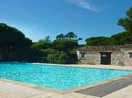 Casa de Férias Maison Elegante & Cozy, 5mn Des Plages & St Tropez *